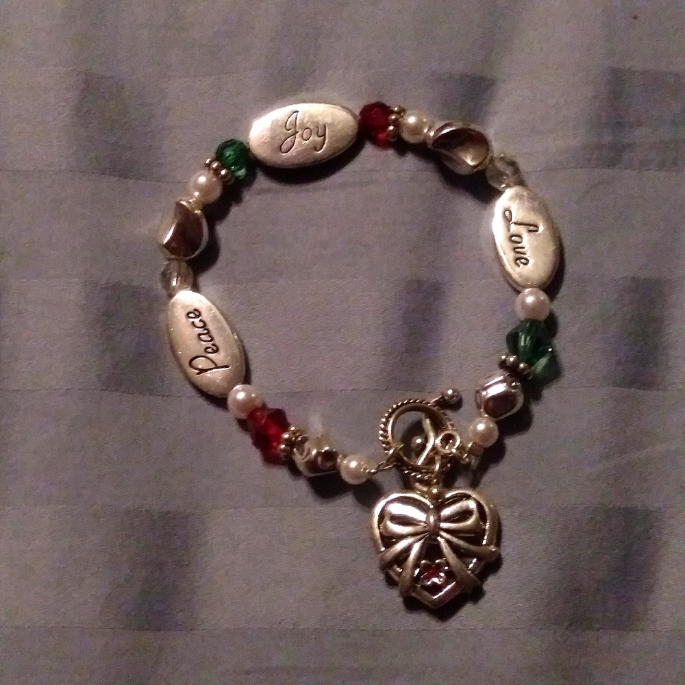 Peace Love Joy Christmas Bracelet 8"